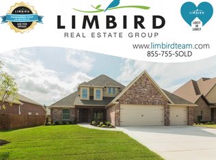 804 SE Yale St, Bentonville, AR 72712