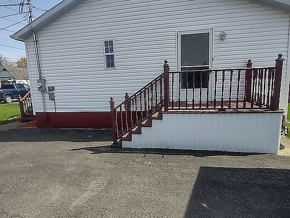 3rd image of 509 Saint Lawrence Ave