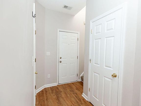 3rd image of 143 Lowell Ct