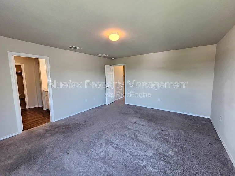 6811 Freedom Hls — Photo 17
