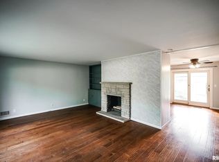 5911 N University St #A, Peoria, IL