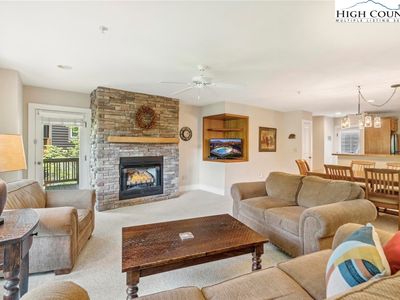 565 Peaceful Haven Drive UNIT M-2, Boone, NC, 28607