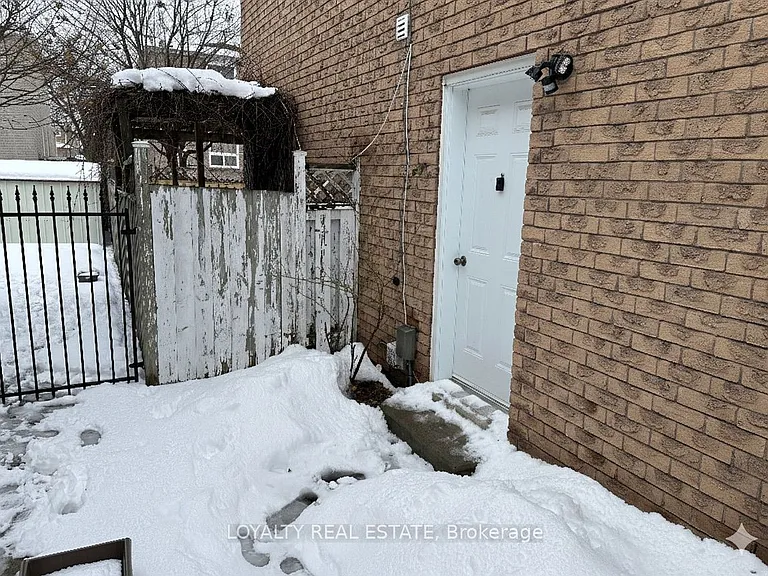 1540 Marshcourt Dr #BASEMENT LEVEL — Photo 2