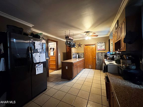 5th image of 99 Locust St