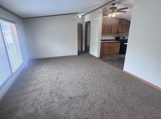 Camelot Villa, Macomb, MI 48044