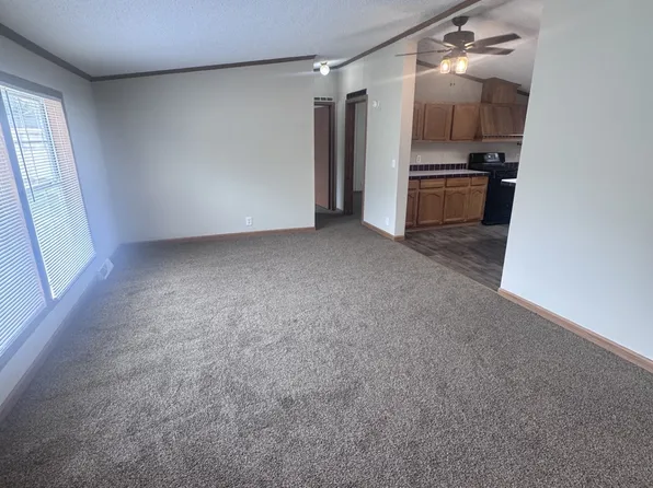 17028 Falsworth St #239, Macomb, MI 48044