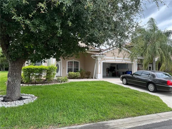 9561 Blue Stone CIR, FORT MYERS, FL 33913