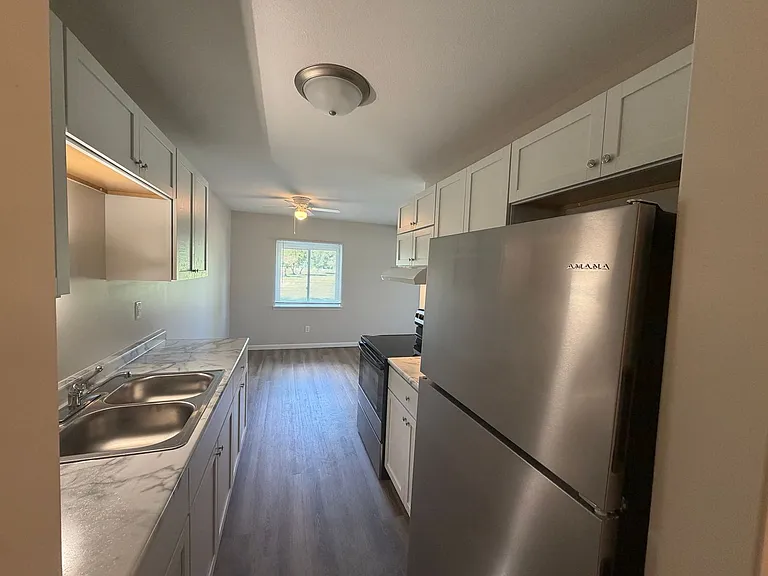 Peoria Flats - New Mgmt - New Name - Fresh Upgrades — Photo 19