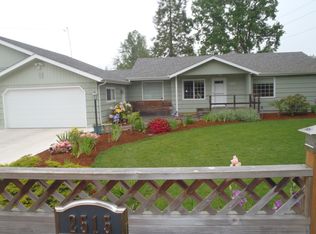 2515 31st St, Springfield, OR 97477