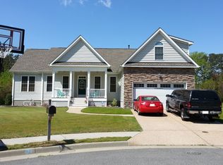 7 River Run Ct, Hampton, VA 23669