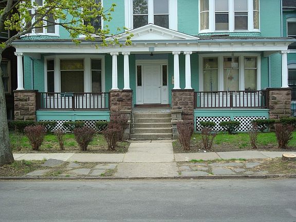 4th image of 118-126 Cottage St #11442906