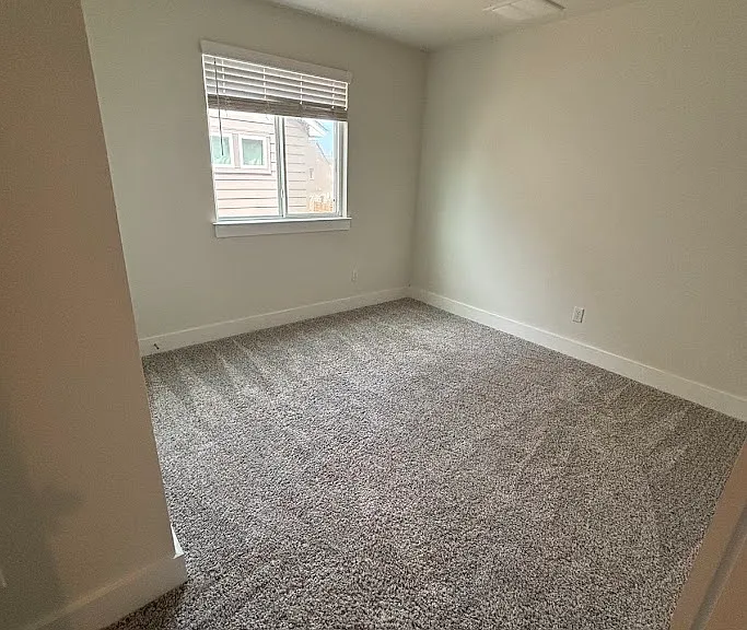 125 Furlong Dr — Photo 13