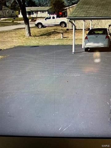 2nd image of 817 Hyde Park Dr