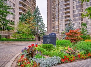 55 Kingsbridge Garden Cir #313, Mississauga, ON L5R 1Y1