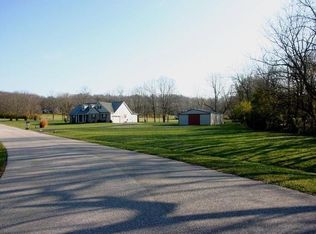 4030 Blue Ridge Dr, Batavia, OH 45103