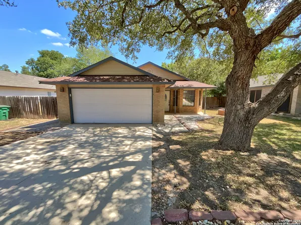 9042 CHINON, San Antonio, TX 78250