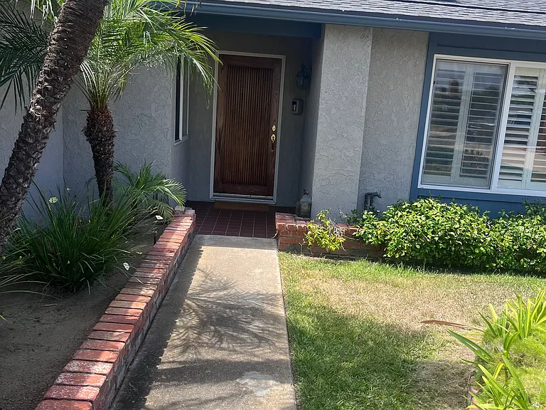 4982 Longford Pl — Photo 3