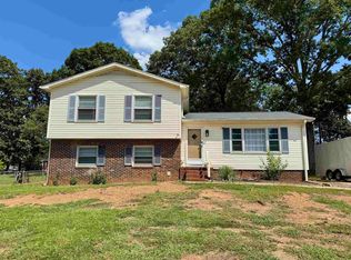 313 Alder Dr, Simpsonville, SC 29680