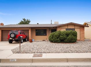 1209 Hupmobile Dr NE, Albuquerque, NM 87112