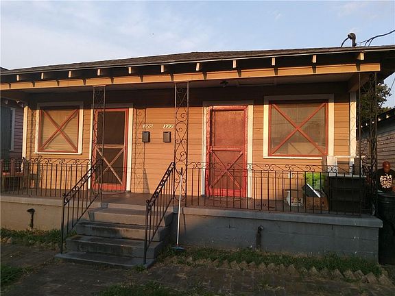 2nd image of 320-22 Lebouef St