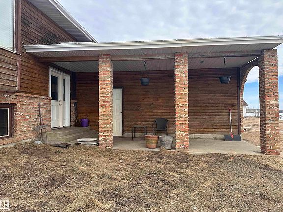 5th image of 59415 Range Rd #241