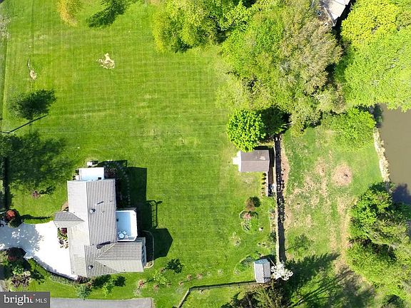 4th image of 767 Ellsworth Ave