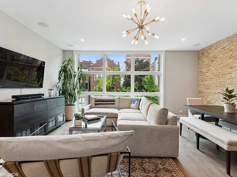 826 N Marshfield Ave #2N — Photo 5