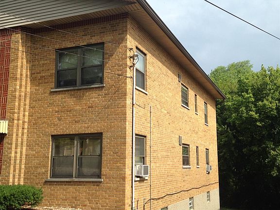 3rd image of 4442 W 8th St