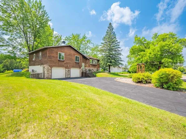 434 Coventry Rd, Hoyt Lakes, MN 55750