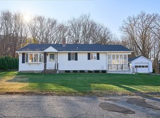 22 Chapin St, Easthampton, MA 01027