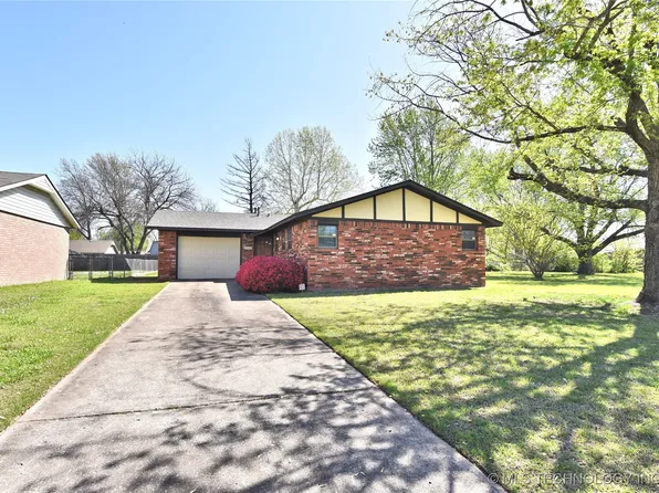 13687 S 286th East Ave, Coweta, OK 74429