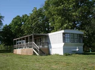 950 E Division Rd, Clinton, MO 64735