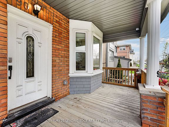 4th image of 90 Park Rd S