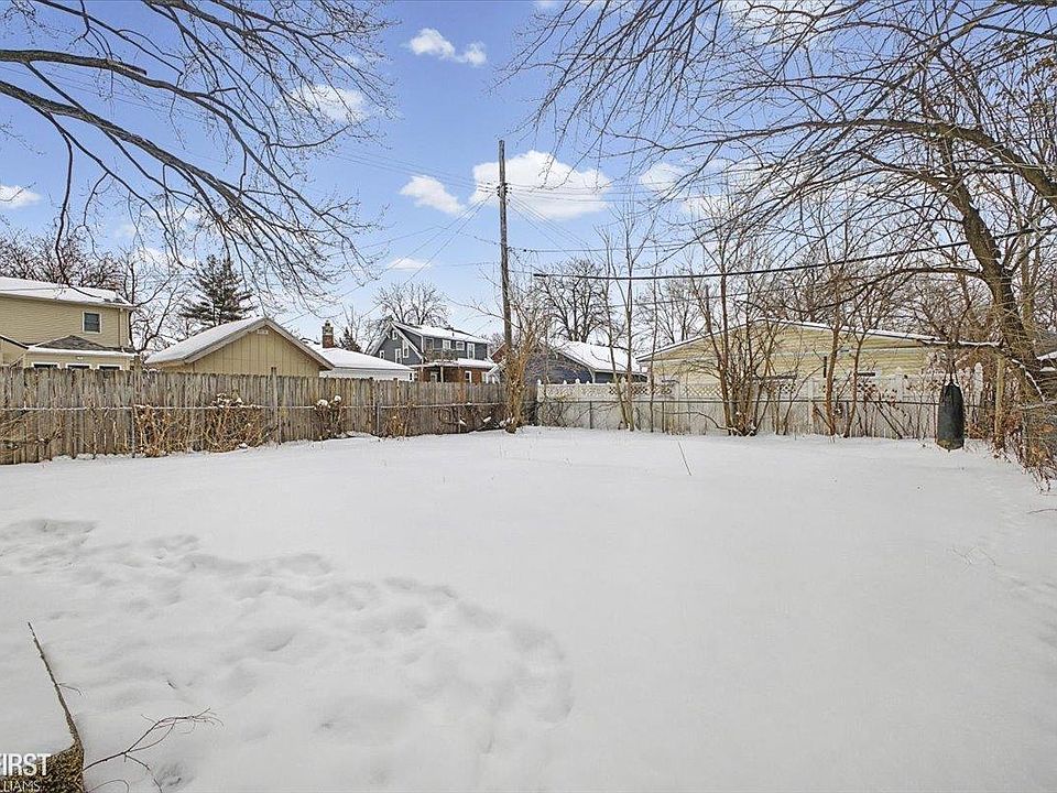 586 E Hayes Ave, photo 21