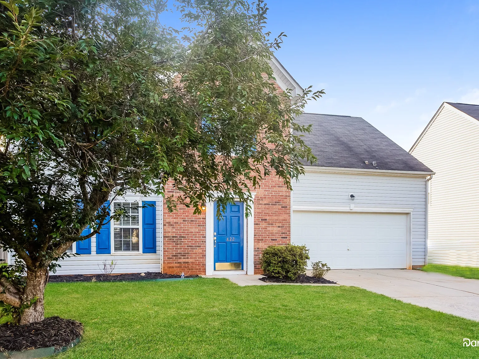 4 bed, 2.5 bath, 1756 sqft, $2,145 — Photo 3