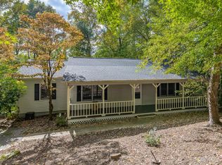 1555 Indian Hills Dr, Lenoir, NC 28645