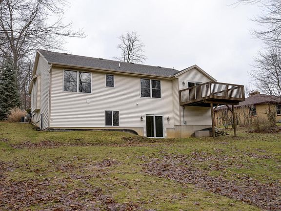 4th image of 1516 E Osterhout Ave