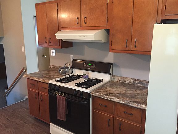 2nd image of 6747 Forest Glen Ave