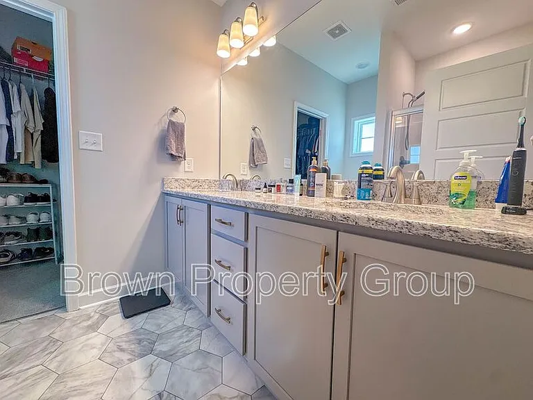128 Magnolia St — Photo 17