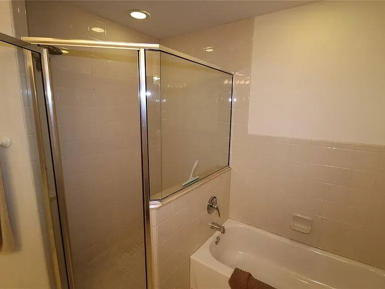 255 W End Dr #2210 — Photo 7