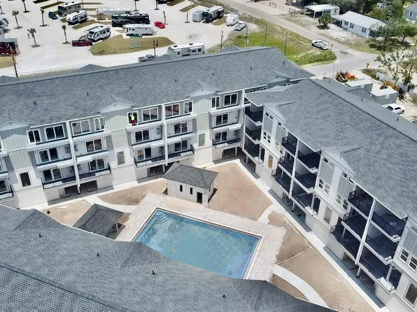 2236 W Highway 98 #10, Port Saint Joe, FL 32456