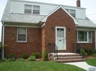 13 Franklin Pl, East Rutherford, NJ 07073