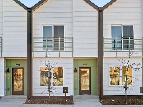 4th image of 1942 Anderson Ave #B