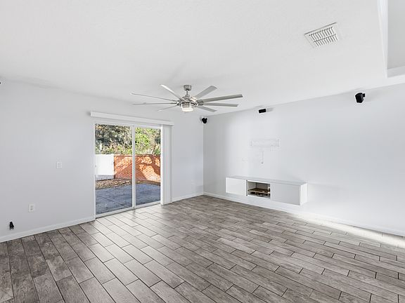 3rd image of 11479 Brown Quail Ct