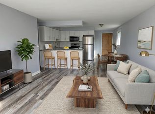 7288 Shawnee Rd APT 3, North Tonawanda, NY 14120