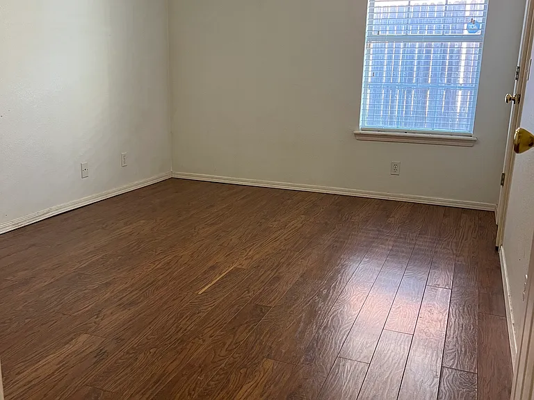 1232 W 115th St S — Photo 10
