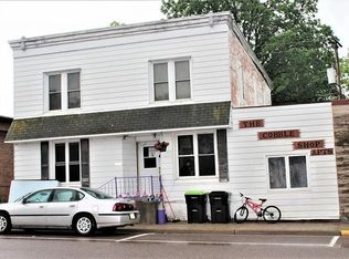 110 E 4TH Avenue, Stanley, WI 54768