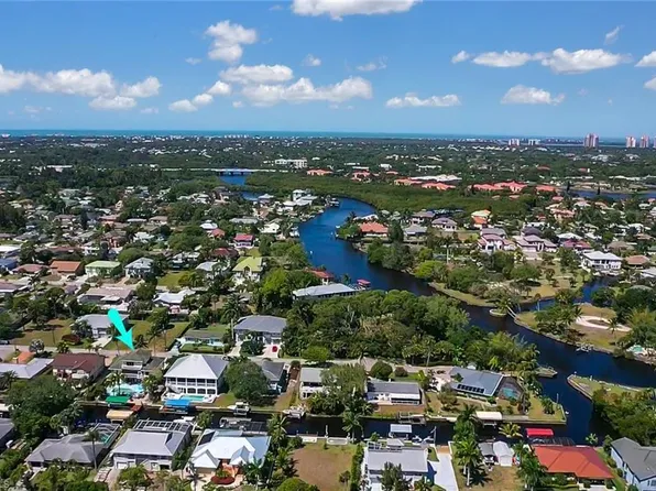 27260 Barbarosa St, Bonita Springs, FL 34135