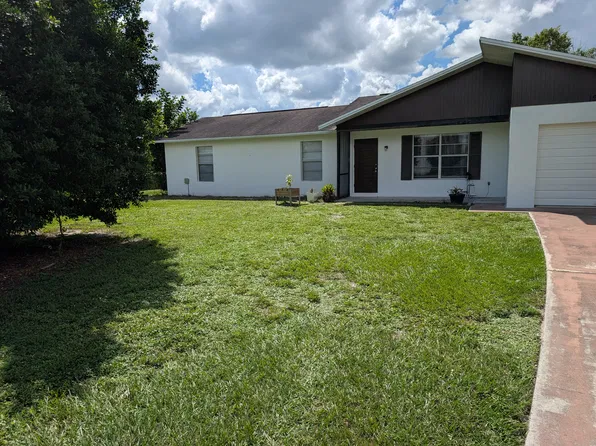 19366 Coraltree Ct, Lehigh Acres, FL 33936