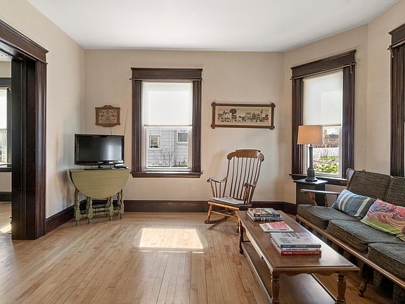 4th image of 36 Bradford St #36